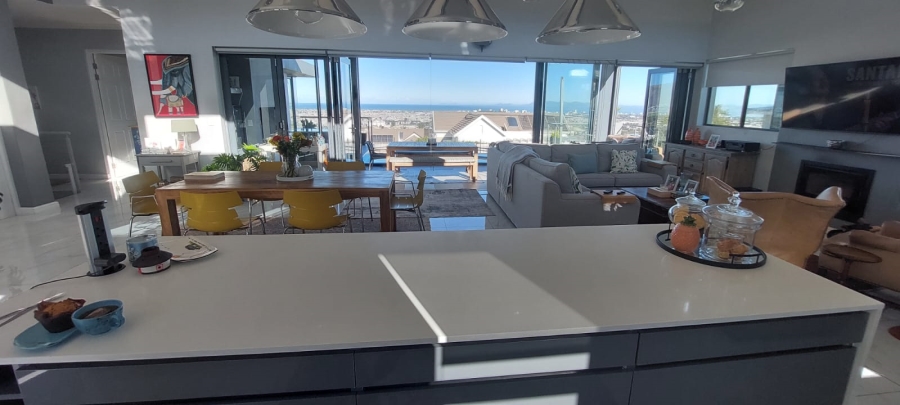 To Let 2 Bedroom Property for Rent in Fairhaven Country Estate Western Cape
